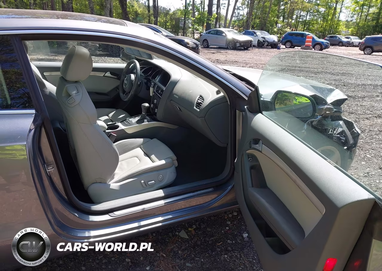 2014 Audi A5 2.0T Premium VIN:WAULFAFRXEA039605 - 5