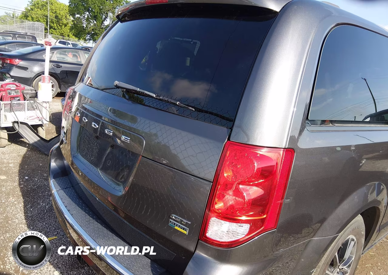 2017 Dodge Grand Caravan Gt VIN:2C4RDGEG2HR696579 - 16