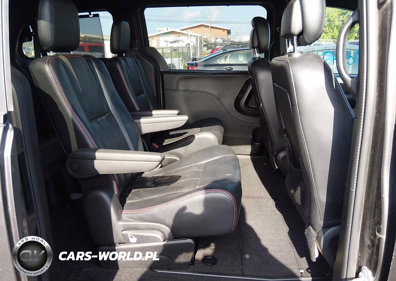 2017 Dodge Grand Caravan Gt VIN:2C4RDGEG2HR696579 - 8