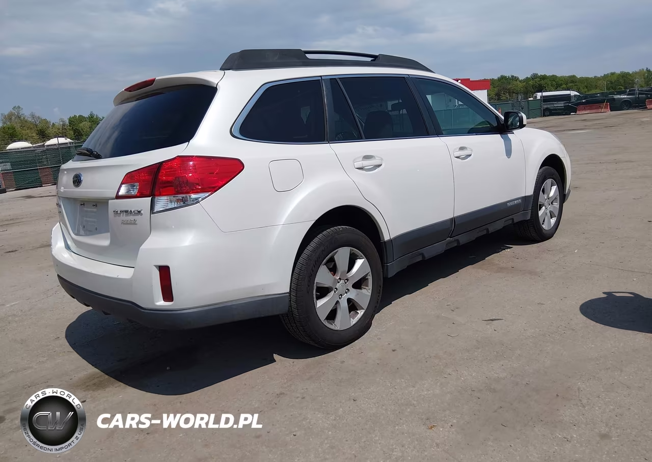 2012 Subaru Outback 2.5I Premium VIN:4S4BRBCC4C1226746 - 4