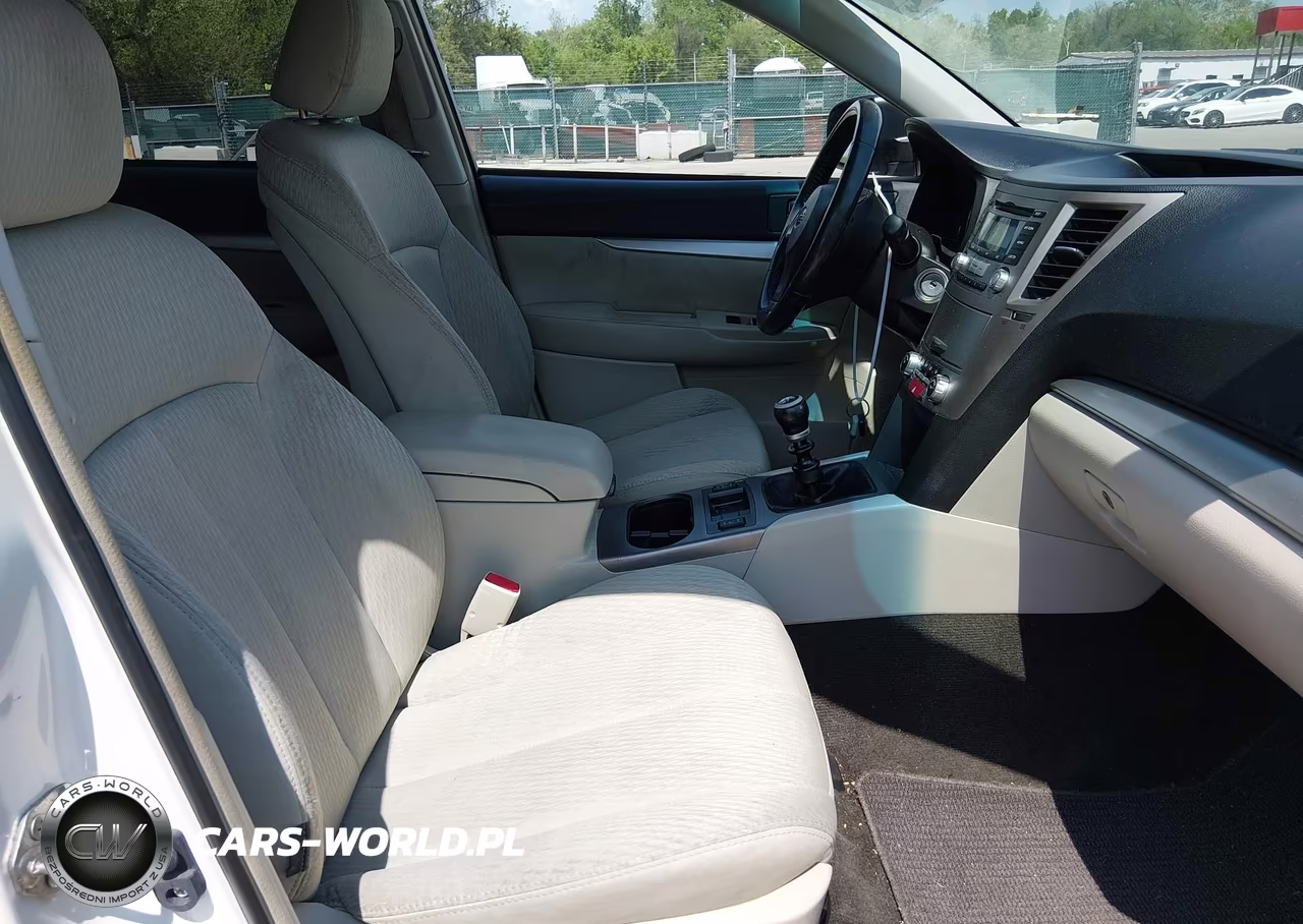 2012 Subaru Outback 2.5I Premium VIN:4S4BRBCC4C1226746 - 5