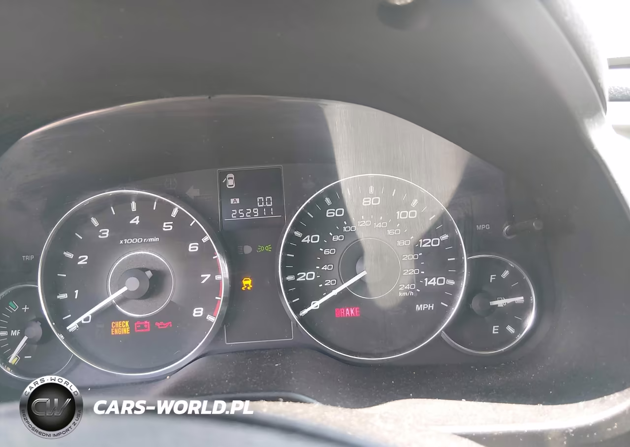 2012 Subaru Outback 2.5I Premium VIN:4S4BRBCC4C1226746 - 7