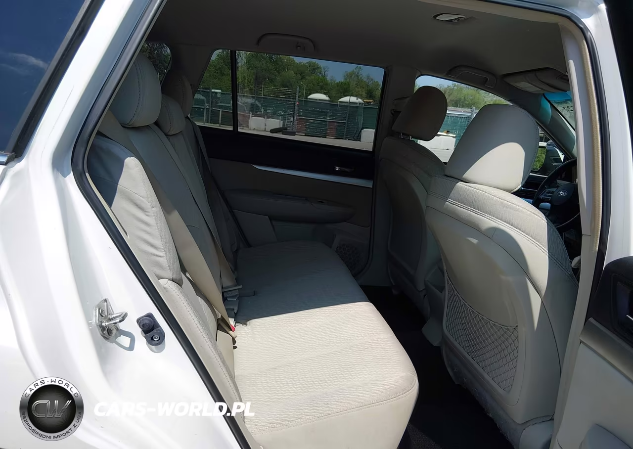 2012 Subaru Outback 2.5I Premium VIN:4S4BRBCC4C1226746 - 8
