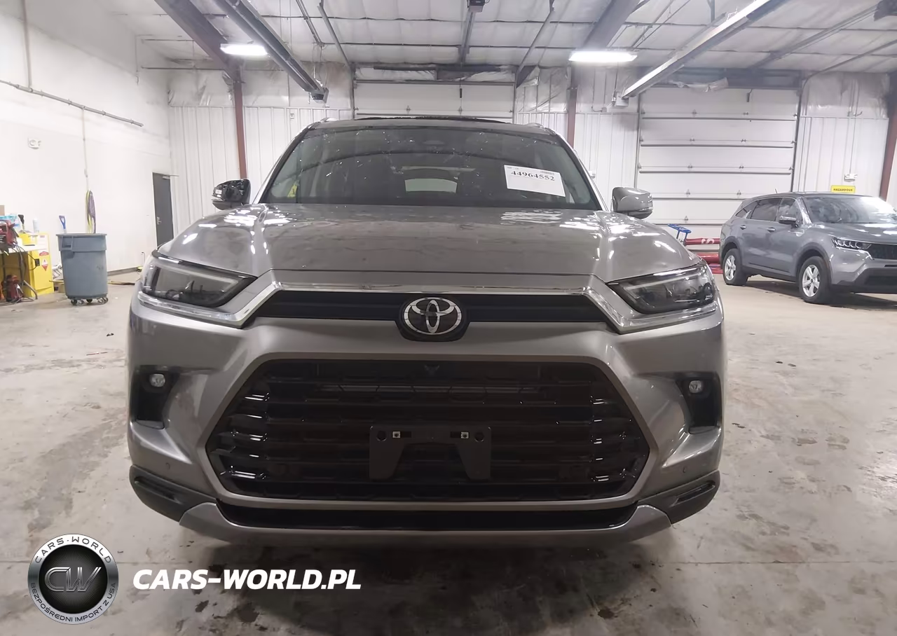 2026 Toyota Grand Highlander Hybrid Limited VIN:5TDACAB57TS072986 - 12