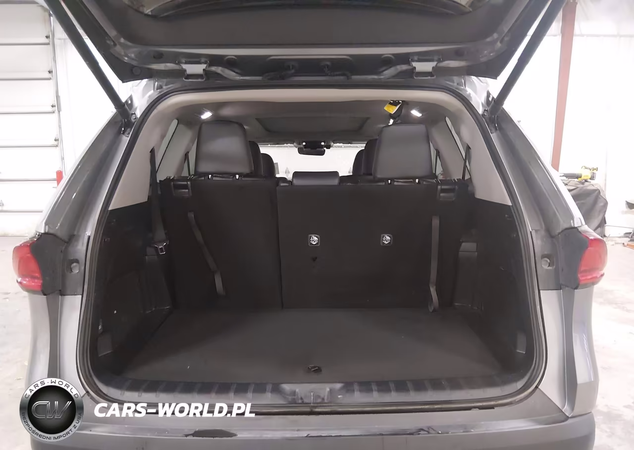 2026 Toyota Grand Highlander Hybrid Limited VIN:5TDACAB57TS072986 - 17