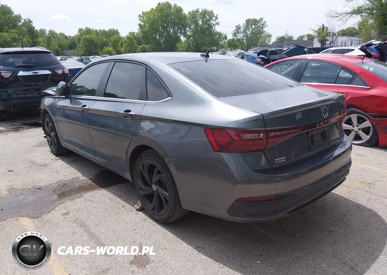 2025 Volkswagen Jetta 1.5T Se VIN:3VW7X7BU4SM010109 - 3
