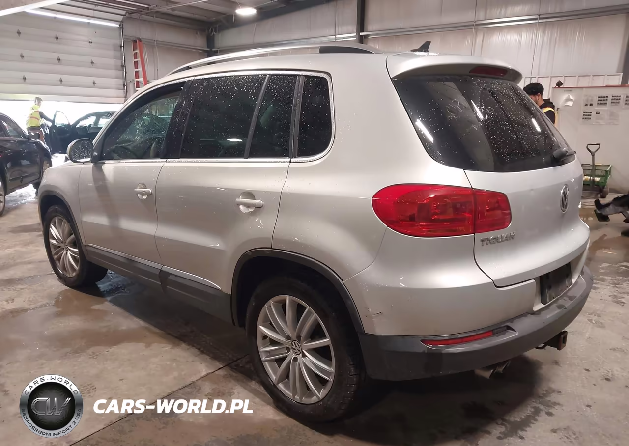 2014 Volkswagen Tiguan Se VIN:WVGAV3AX2EW519750 - 3