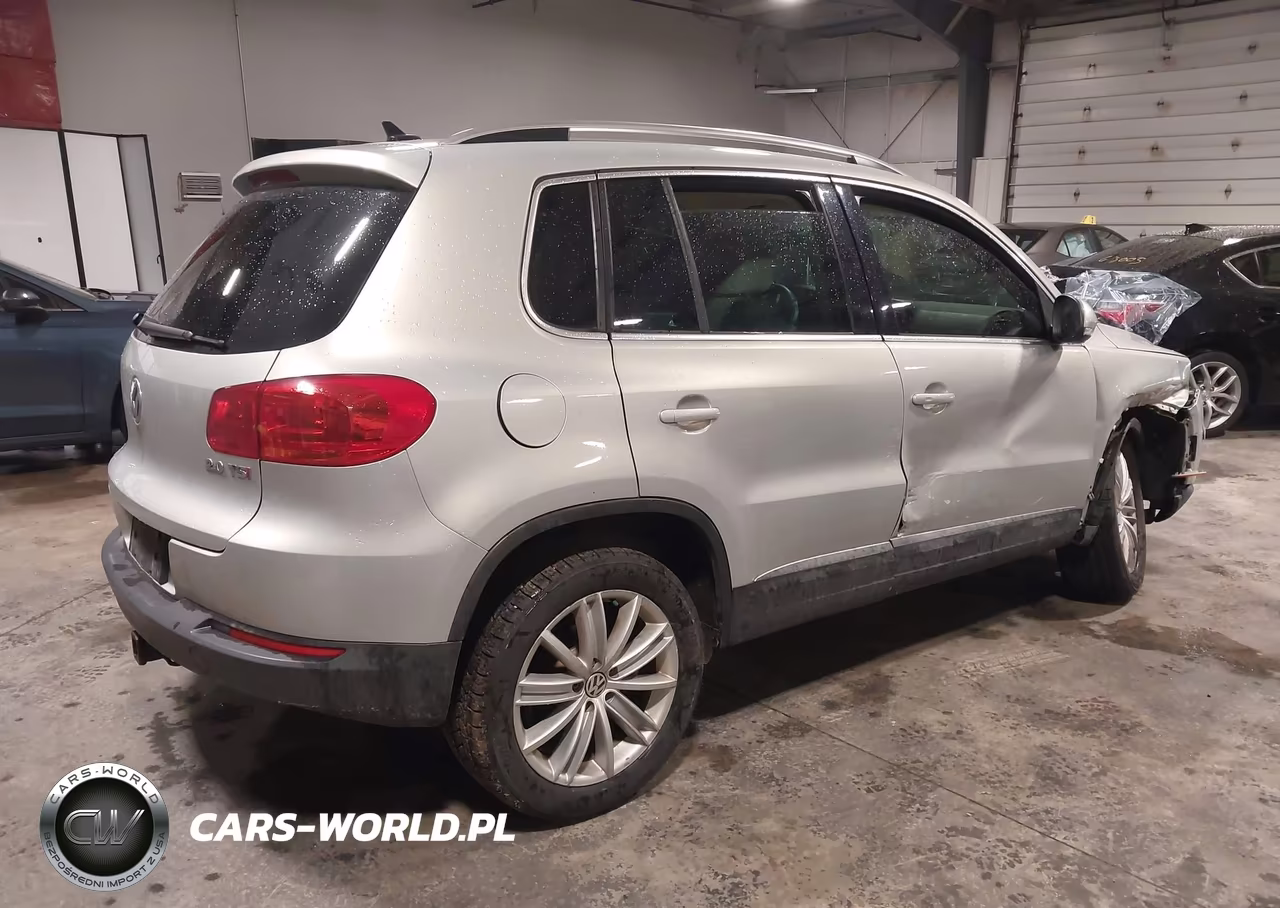 2014 Volkswagen Tiguan Se VIN:WVGAV3AX2EW519750 - 4
