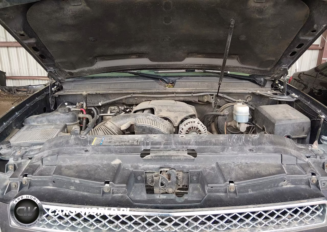 2010 Chevrolet Suburban 1500 Ltz VIN:1GNUKKE32AR151176 - 10