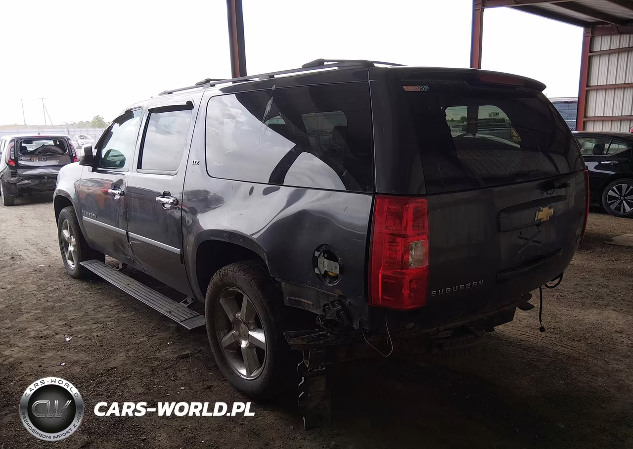 2010 Chevrolet Suburban 1500 Ltz VIN:1GNUKKE32AR151176 - 3