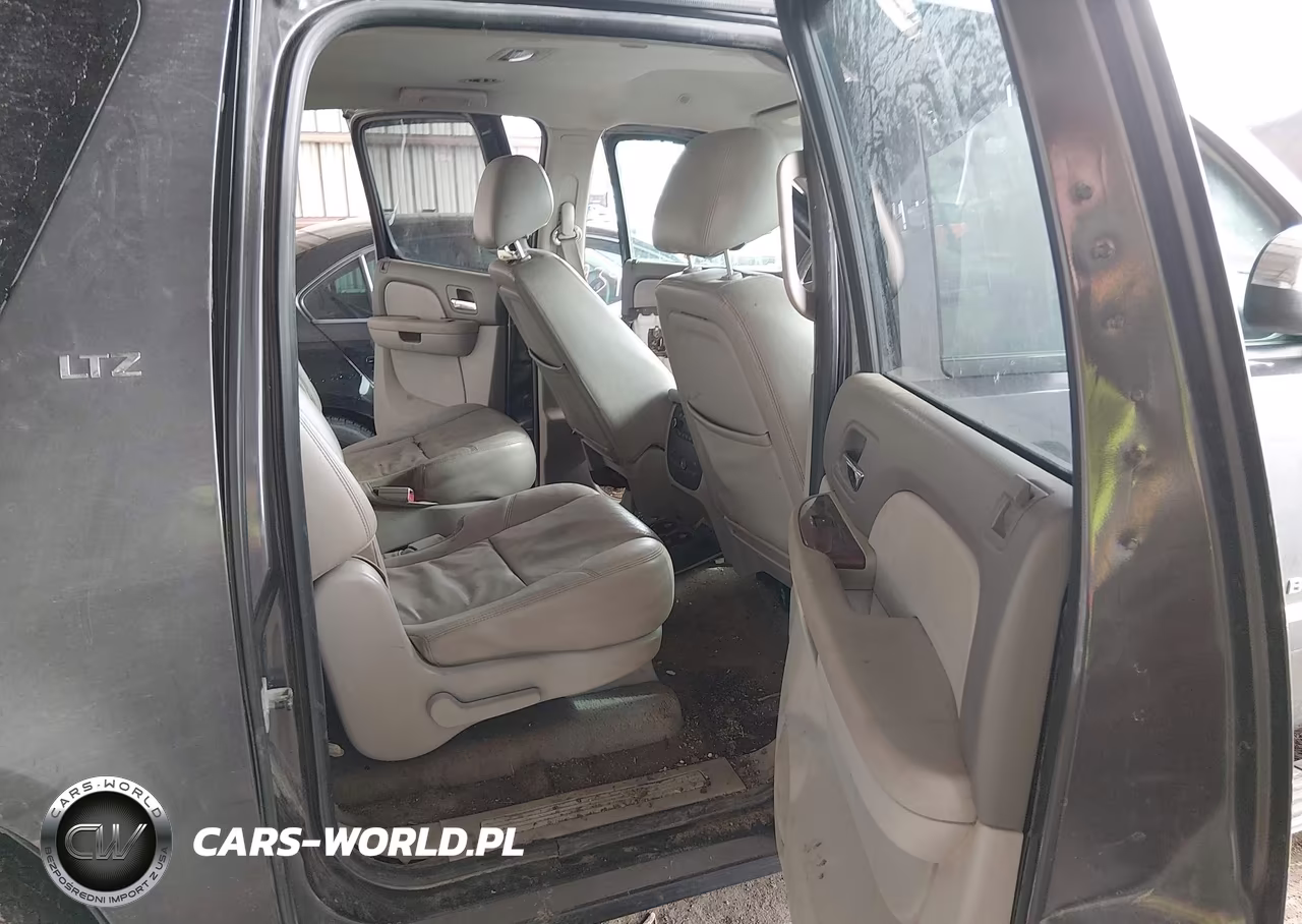 2010 Chevrolet Suburban 1500 Ltz VIN:1GNUKKE32AR151176 - 8