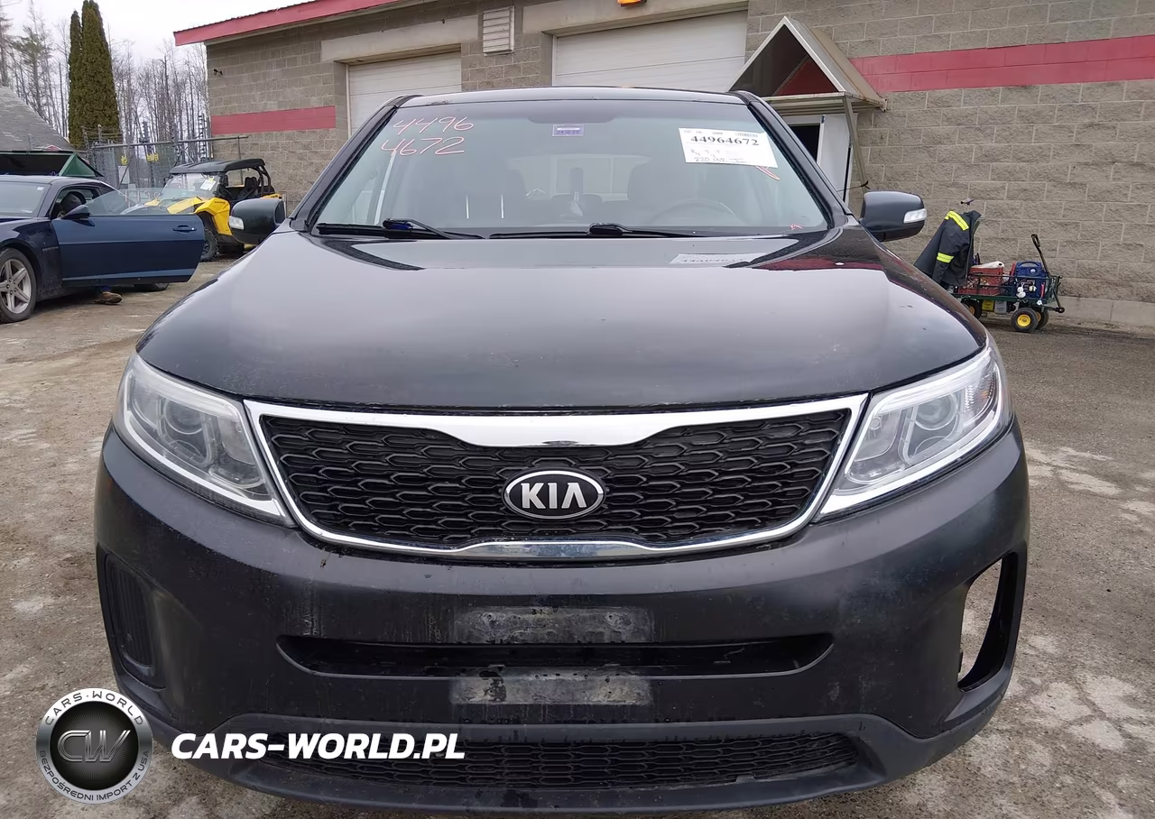 2015 Kia Sorento Lx VIN:5XYKTCA68FG606332 - 12