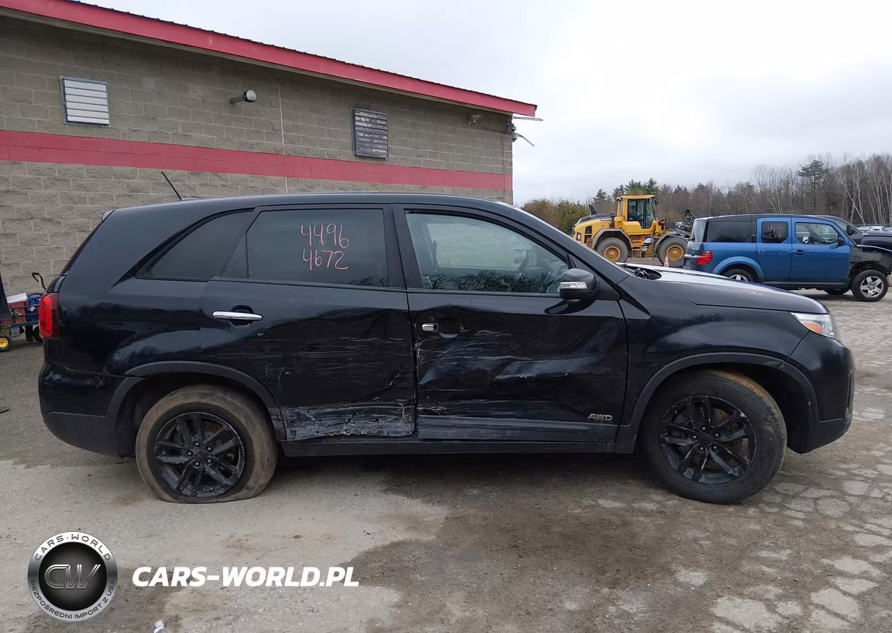 2015 Kia Sorento Lx VIN:5XYKTCA68FG606332 - 13