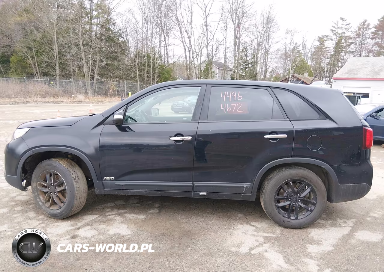 2015 Kia Sorento Lx VIN:5XYKTCA68FG606332 - 14