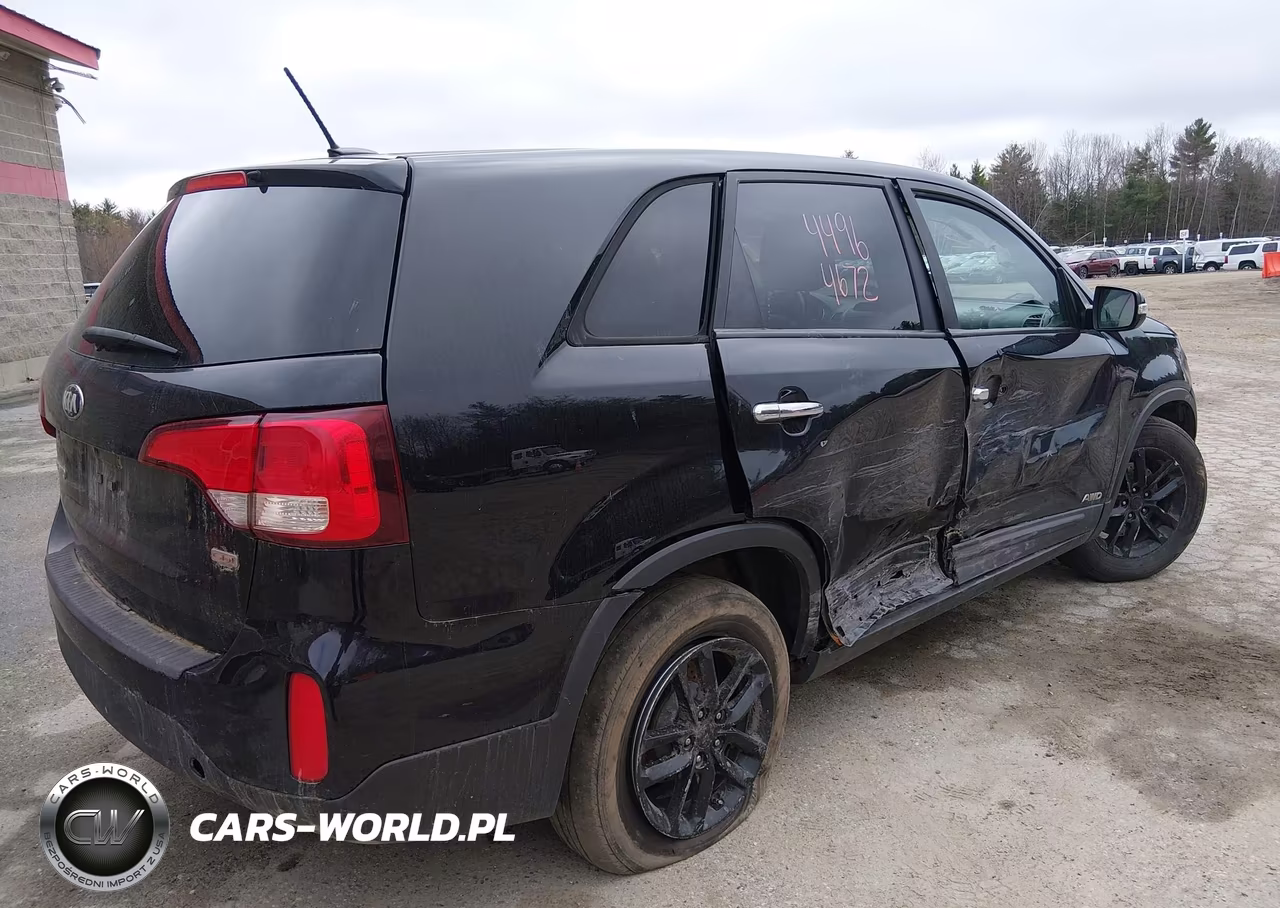 2015 Kia Sorento Lx VIN:5XYKTCA68FG606332 - 6