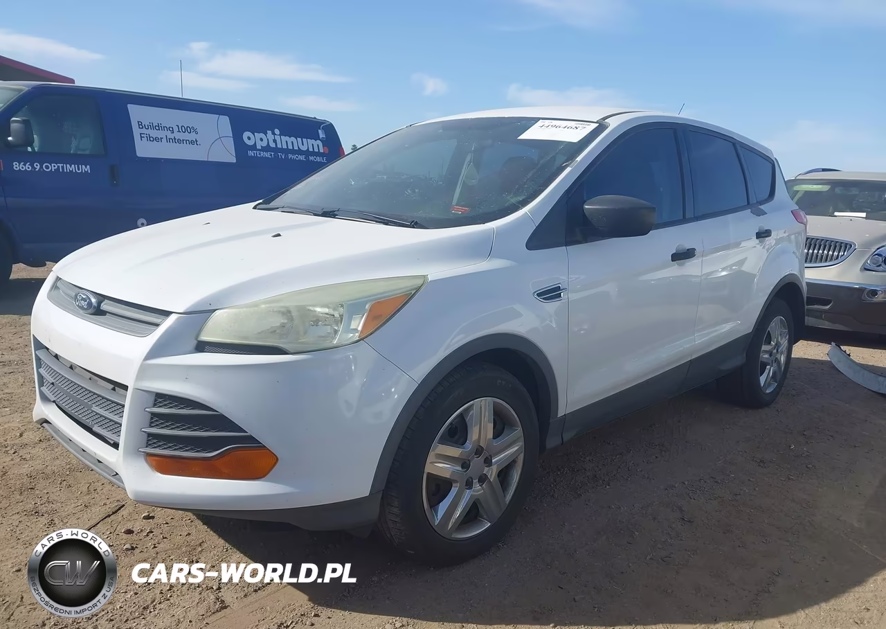 2016 Ford Escape S VIN:1FMCU0F71GUB15825 - 2