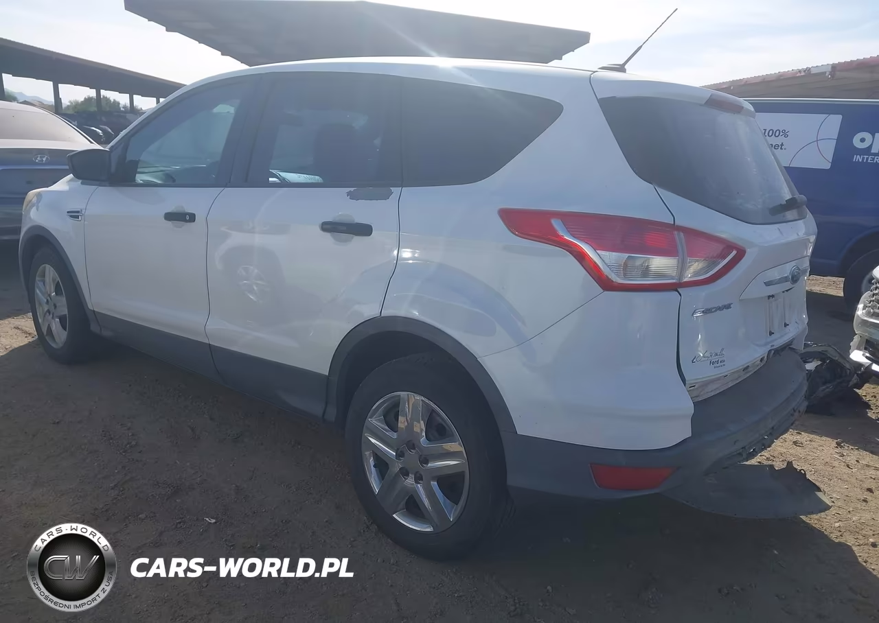 2016 Ford Escape S VIN:1FMCU0F71GUB15825 - 3