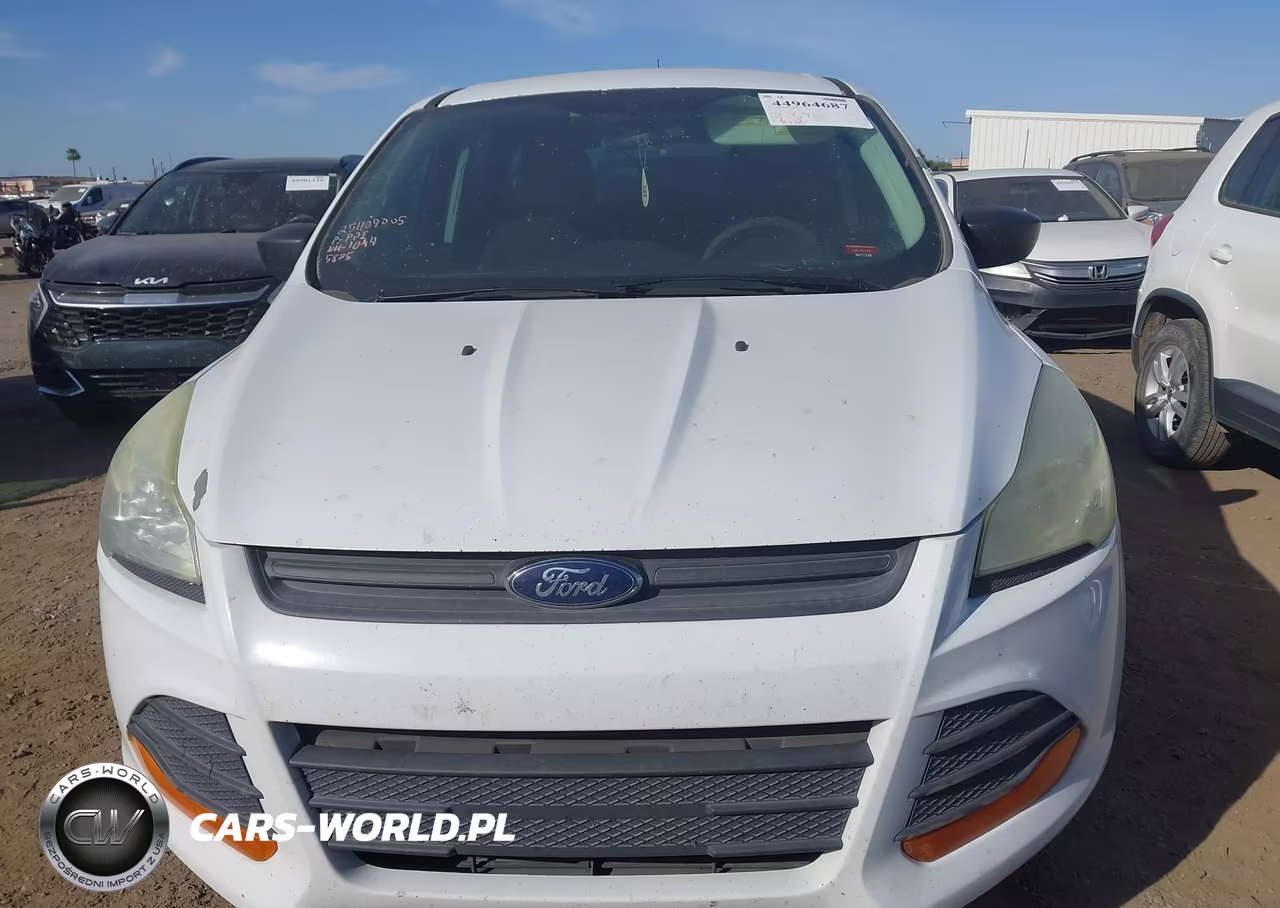2016 Ford Escape S VIN:1FMCU0F71GUB15825 - 6