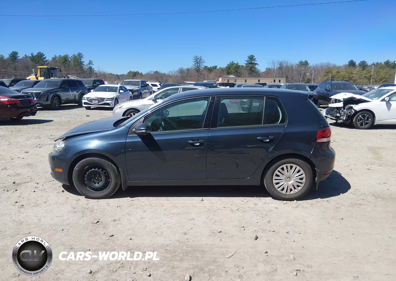 2010 Volkswagen Golf 4-Door VIN:WVWDB7AJ4AW240209 - 14