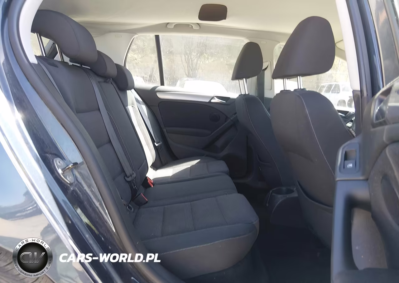 2010 Volkswagen Golf 4-Door VIN:WVWDB7AJ4AW240209 - 8