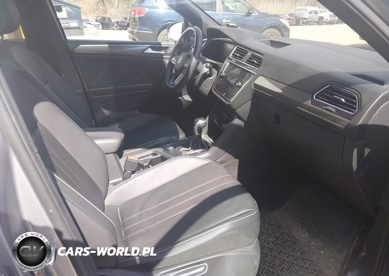 2023 Volkswagen Tiguan 2.0T Se R-Line Black VIN:3VV8B7AX7PM032857 - 5