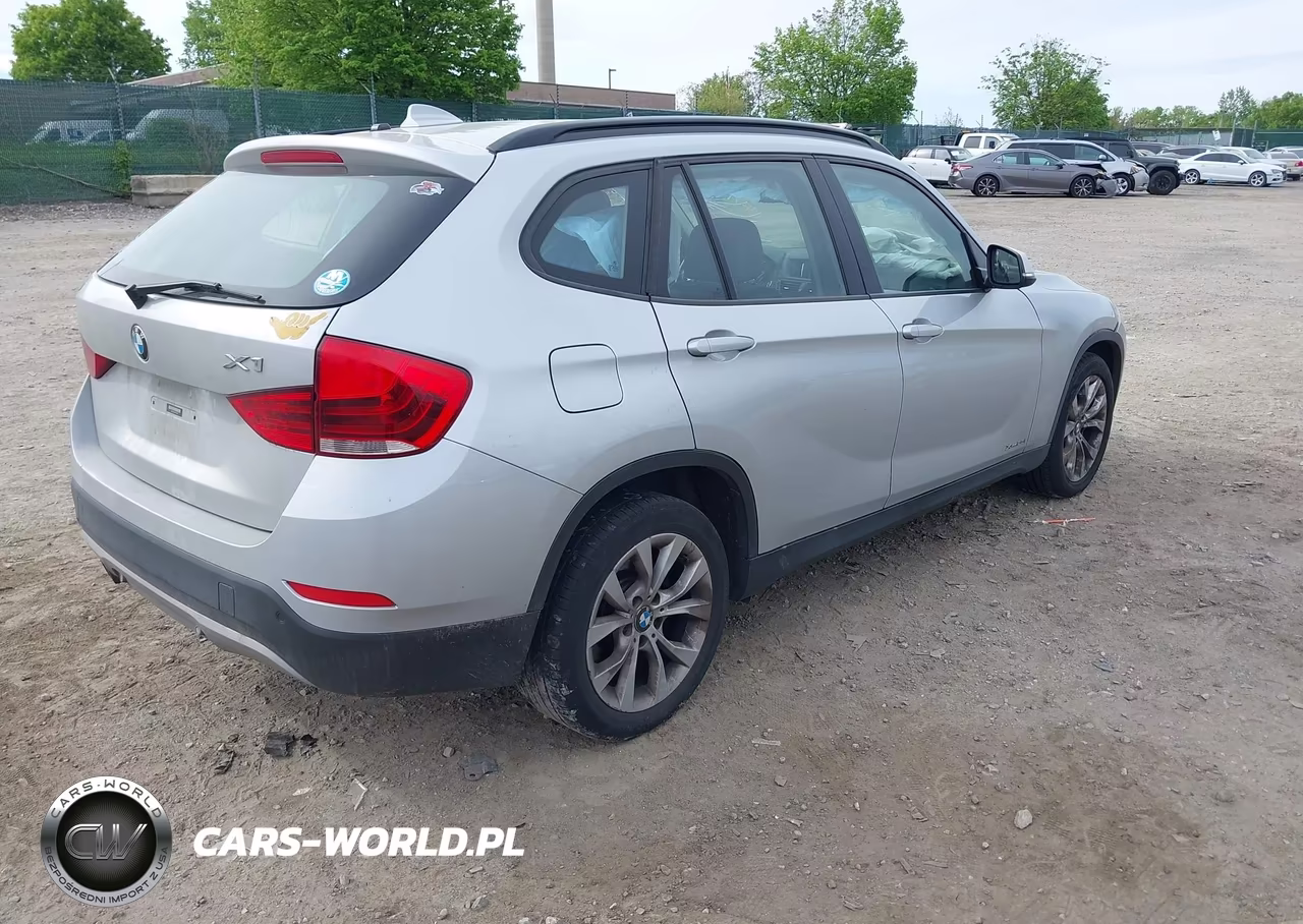 2014 BMW X1 xDrive28I VIN:WBAVL1C53EVY17528 - 4