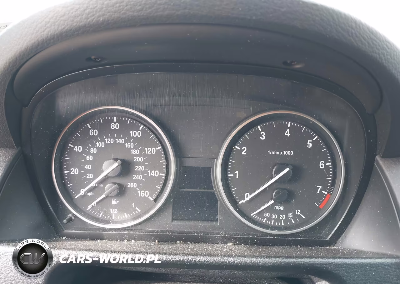 2014 BMW X1 xDrive28I VIN:WBAVL1C53EVY17528 - 7
