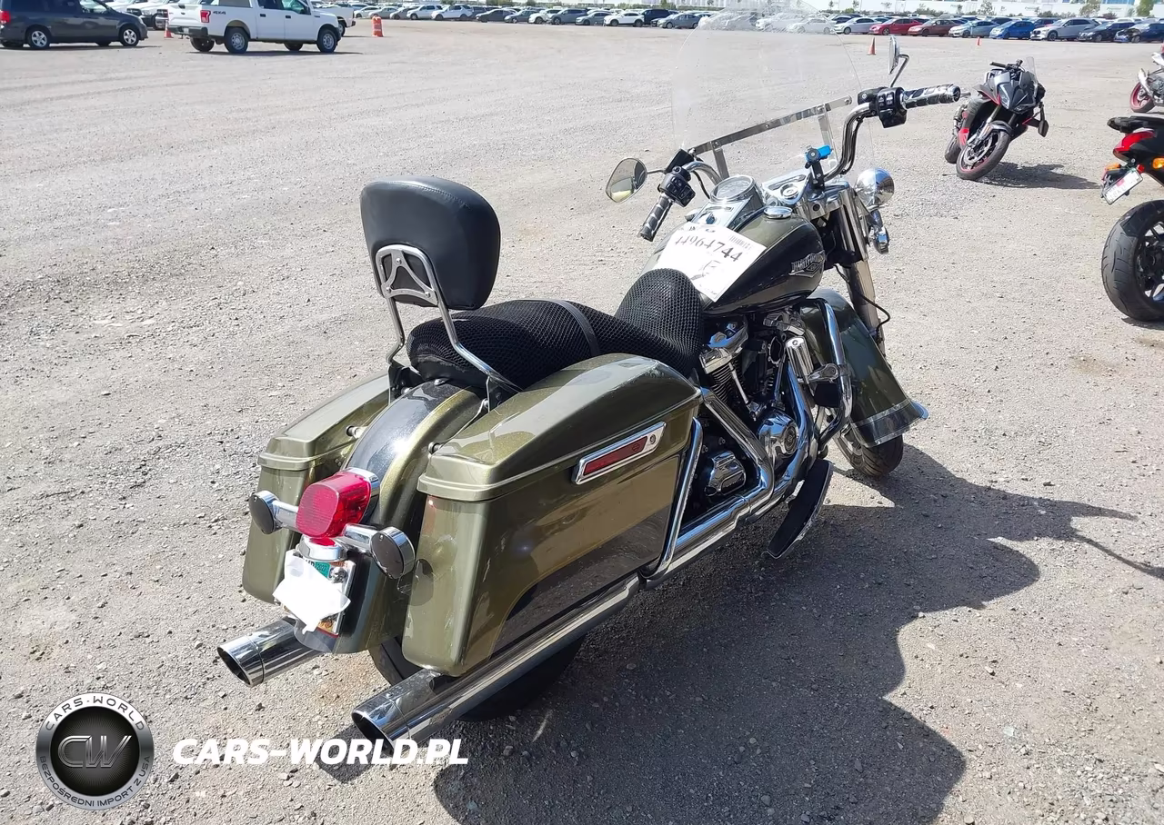 2018 Harley-Davidson Flhr Road King VIN:1HD1FBC36JB628363 - 4