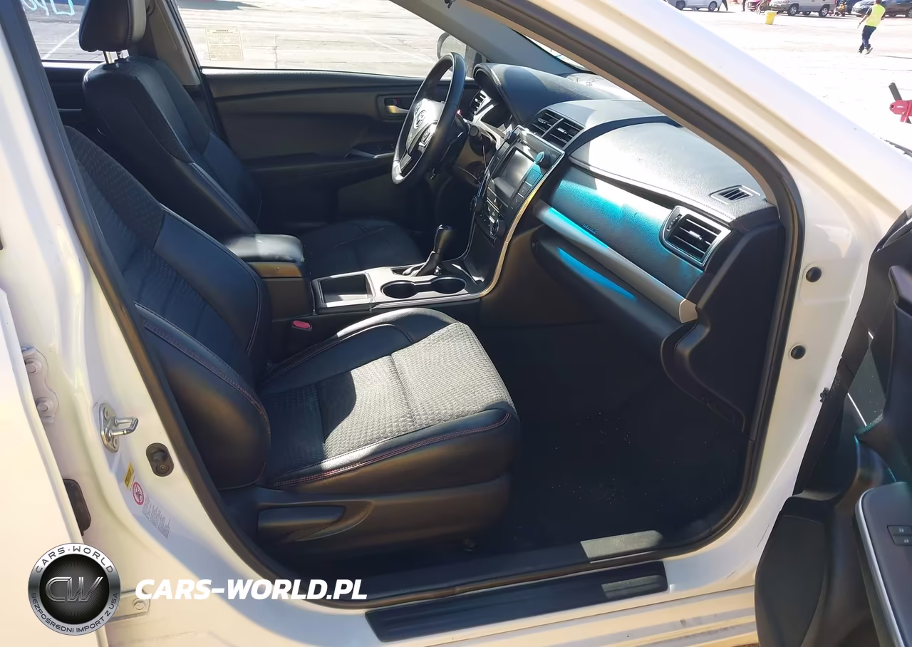 2015 Toyota Camry Se VIN:4T1BF1FK4FU085850 - 5