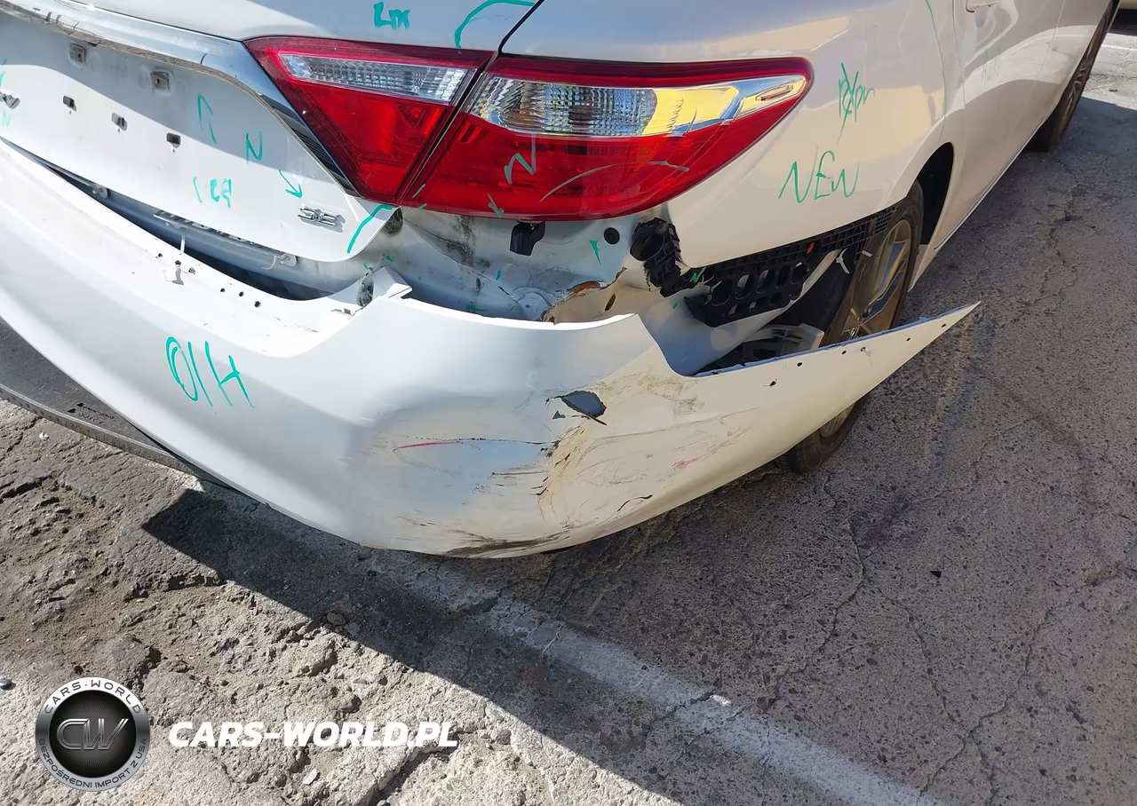 2015 Toyota Camry Se VIN:4T1BF1FK4FU085850 - 6