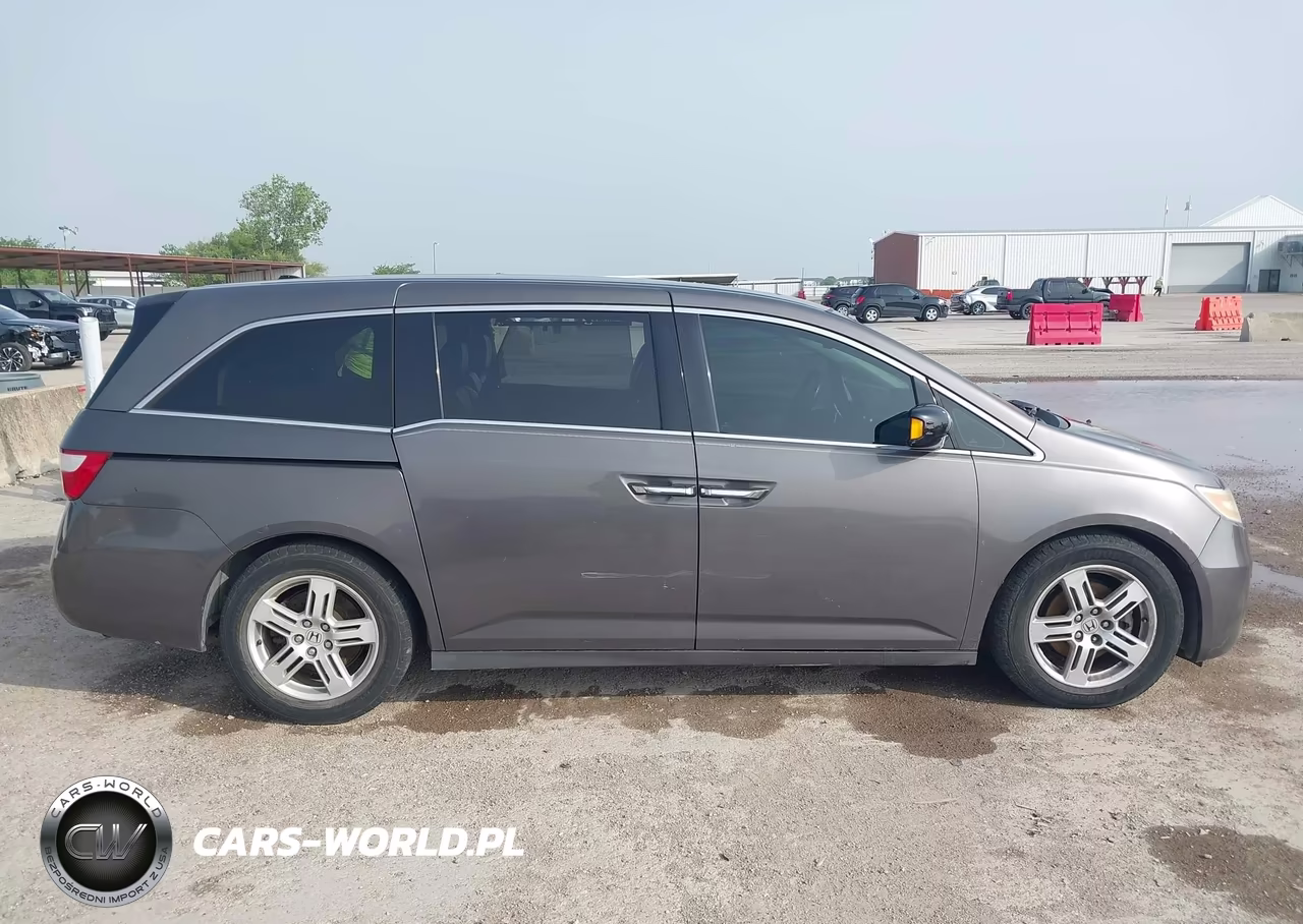 2012 Honda Odyssey Touring-Touring Elite VIN:5FNRL5H9XCB022821 - 13