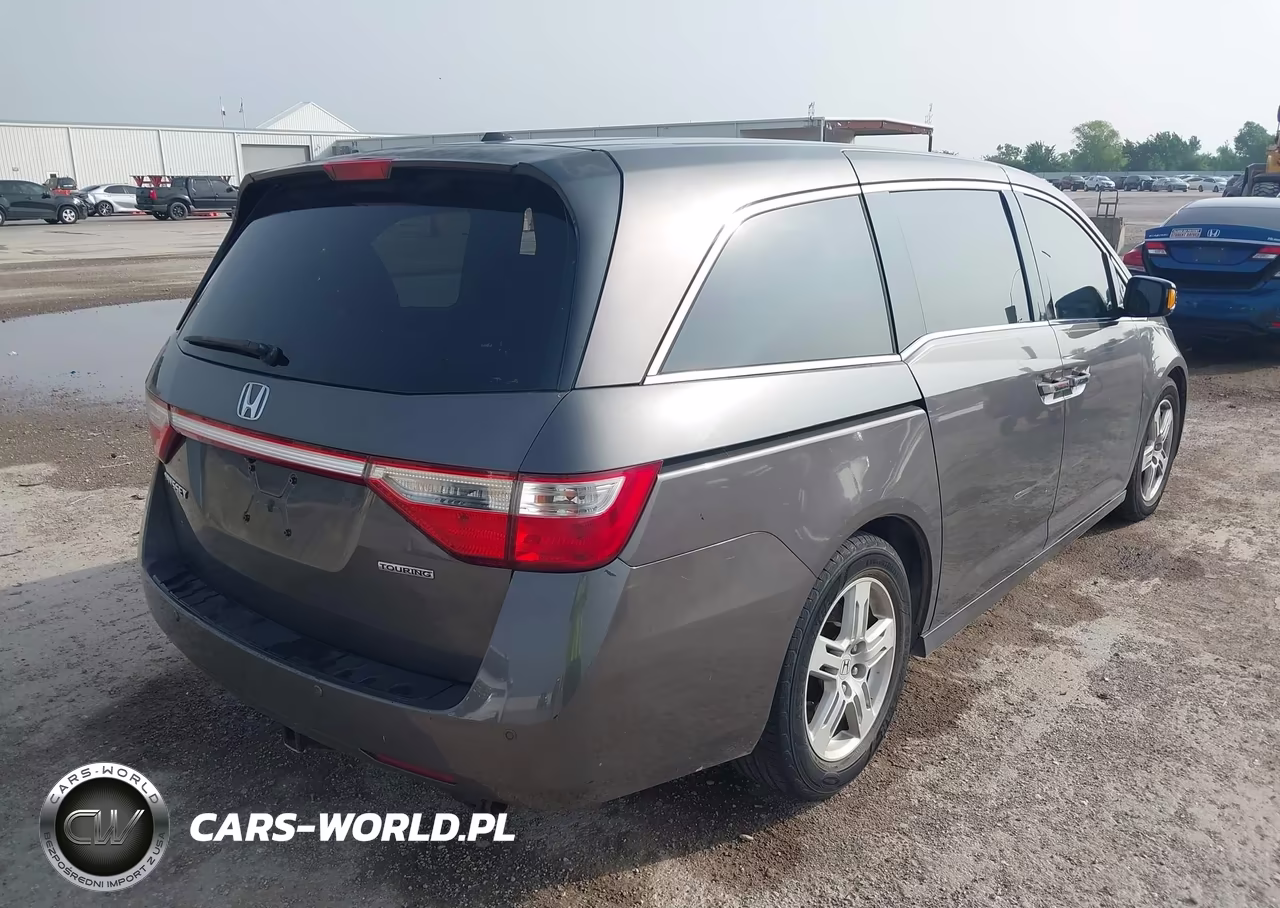 2012 Honda Odyssey Touring-Touring Elite VIN:5FNRL5H9XCB022821 - 4