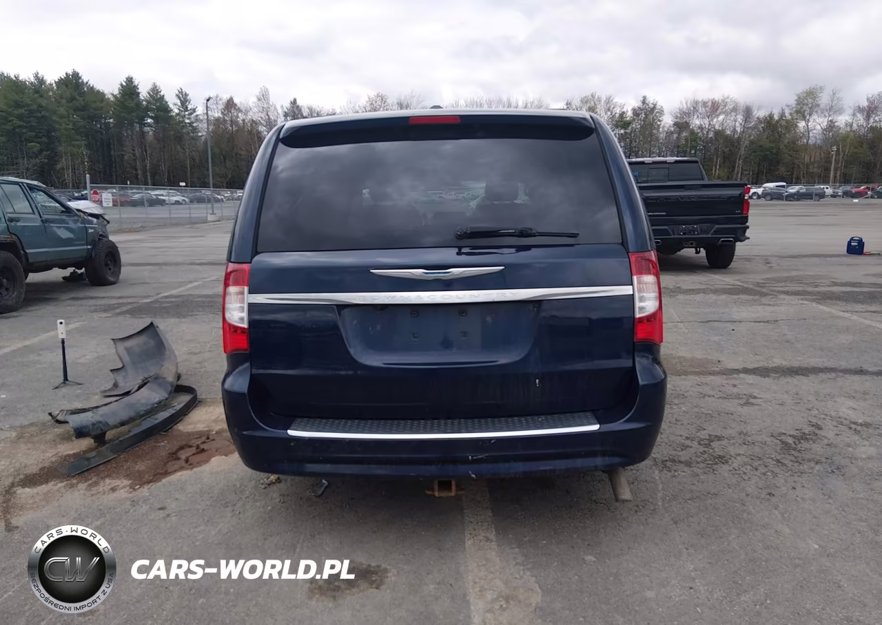 2016 Chrysler Town & Country Touring VIN:2C4RC1BG4GR232020 - 16