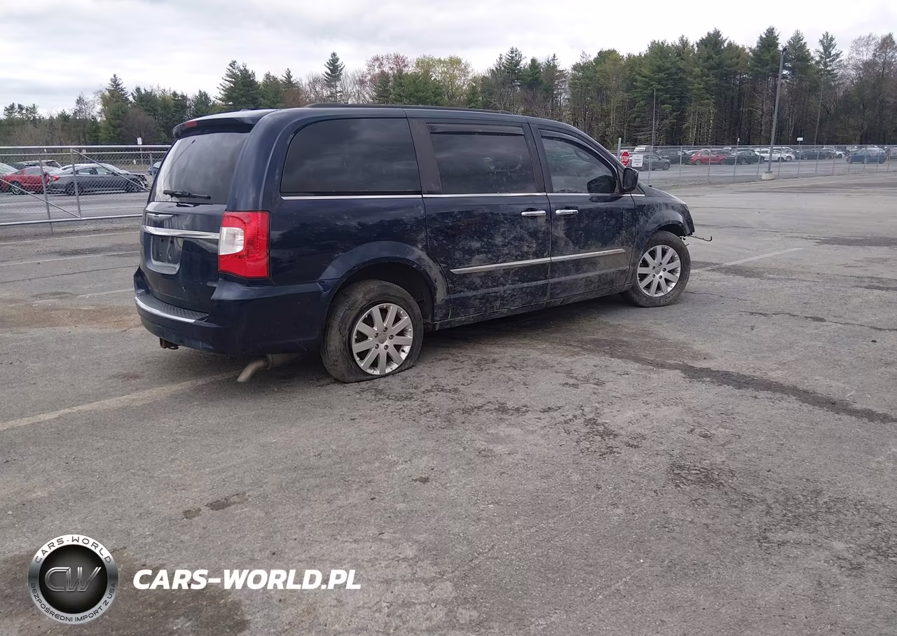 2016 Chrysler Town & Country Touring VIN:2C4RC1BG4GR232020 - 4