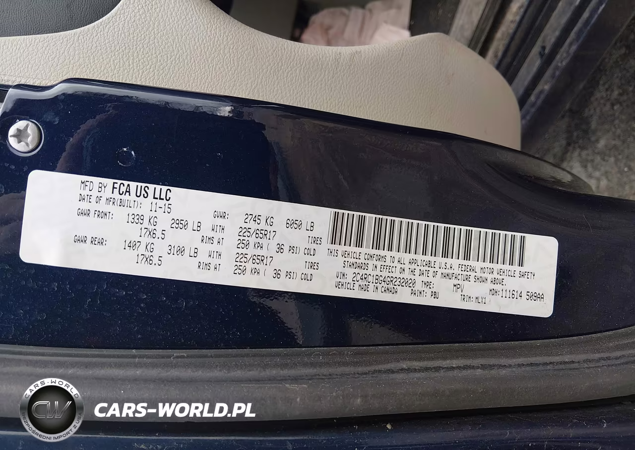 2016 Chrysler Town & Country Touring VIN:2C4RC1BG4GR232020 - 9