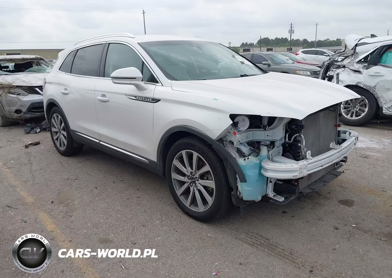 2019 Lincoln Nautilus Select