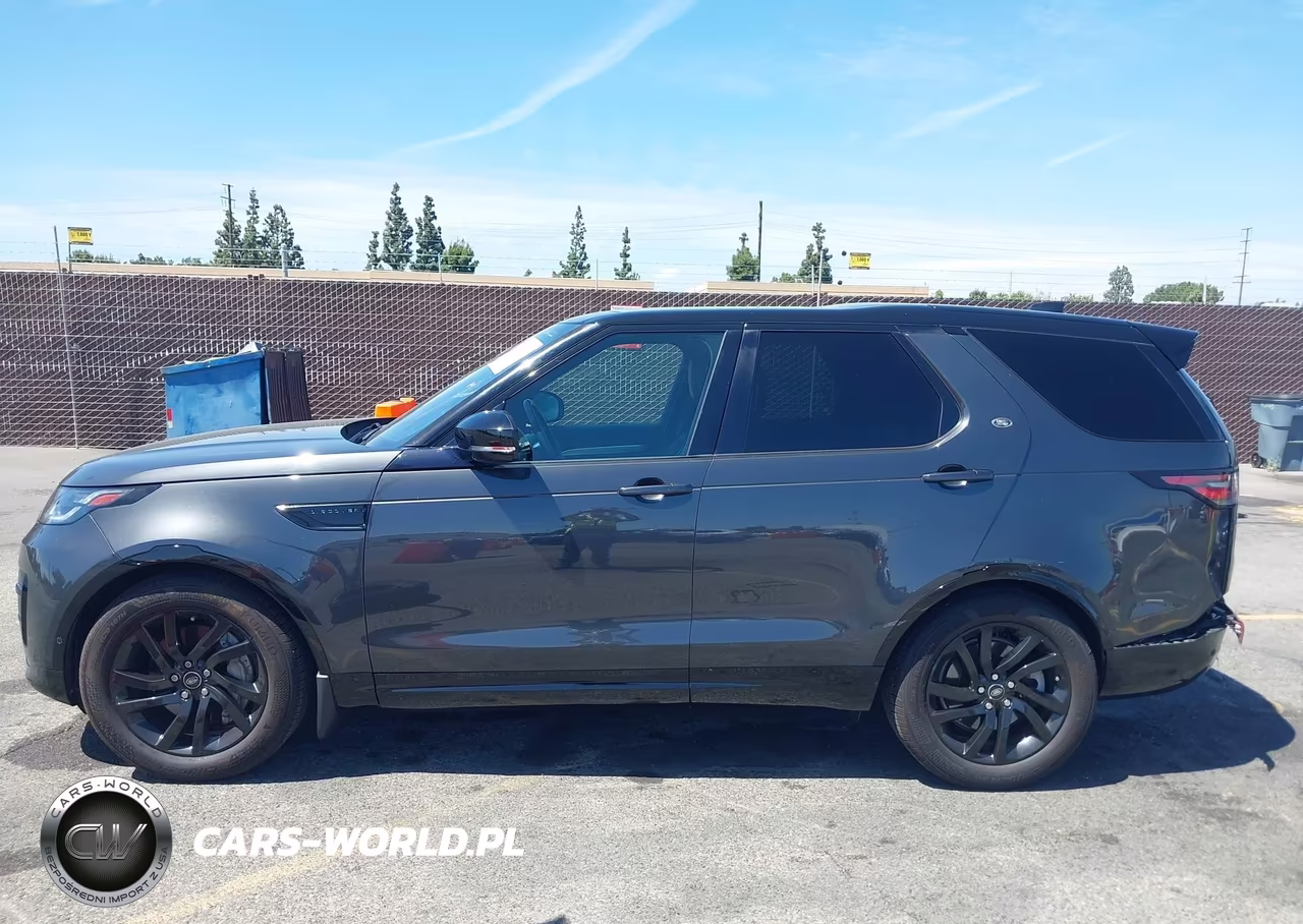 2020 Land Rover Discovery Landmark Edition VIN:SALRU2RV0L2425404 - 14