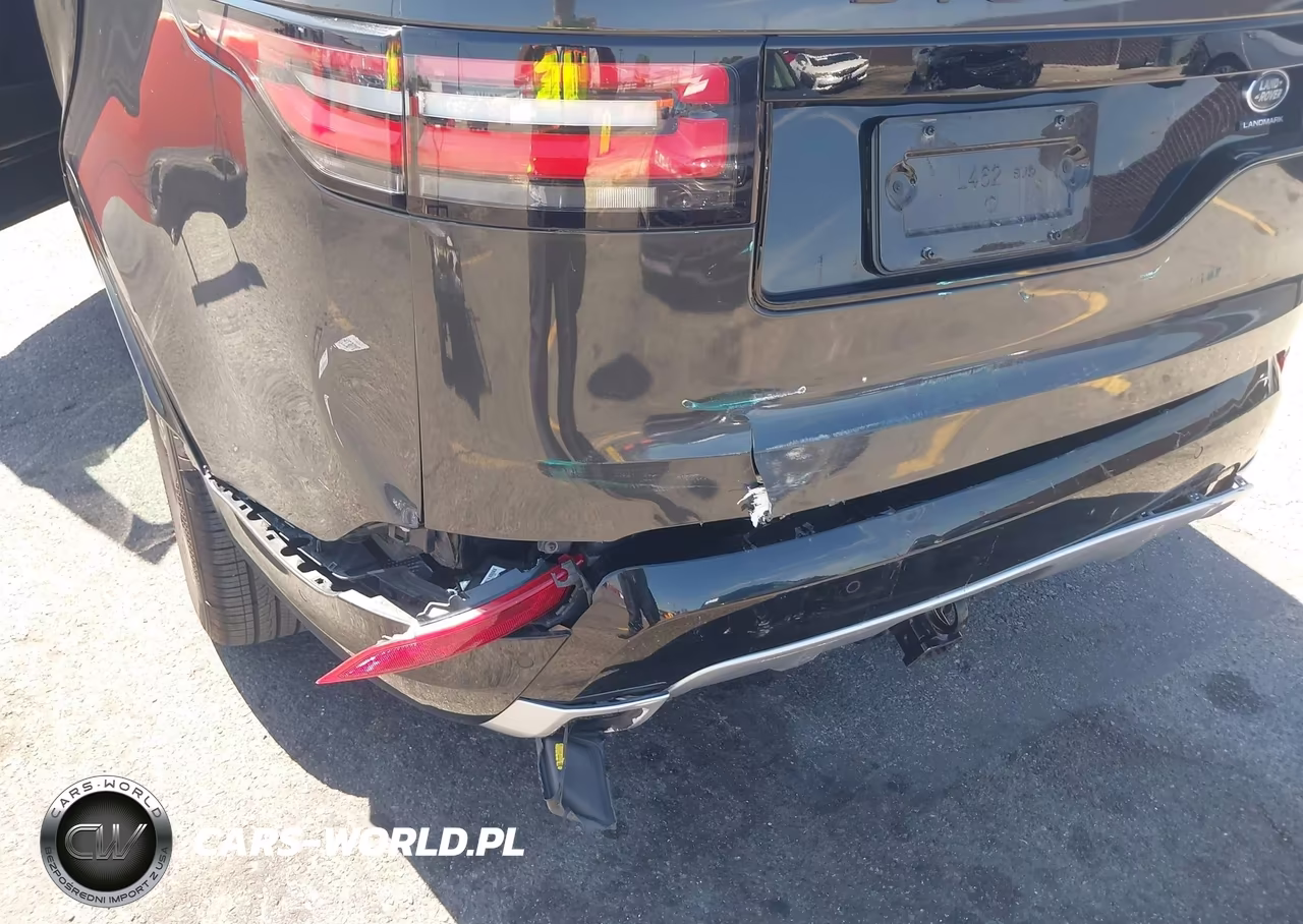 2020 Land Rover Discovery Landmark Edition VIN:SALRU2RV0L2425404 - 17