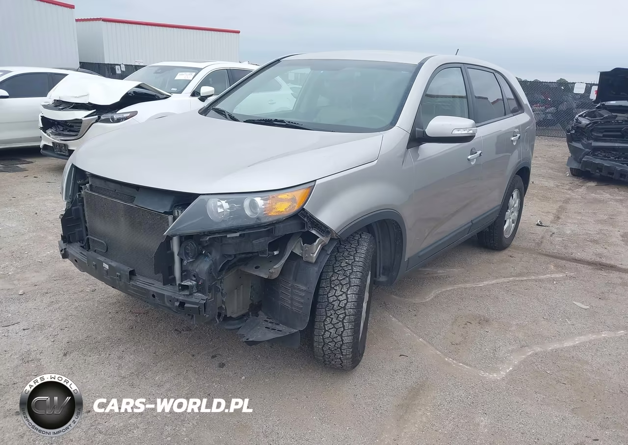 2013 Kia Sorento Lx VIN:5XYKT3A13DG380105 - 2