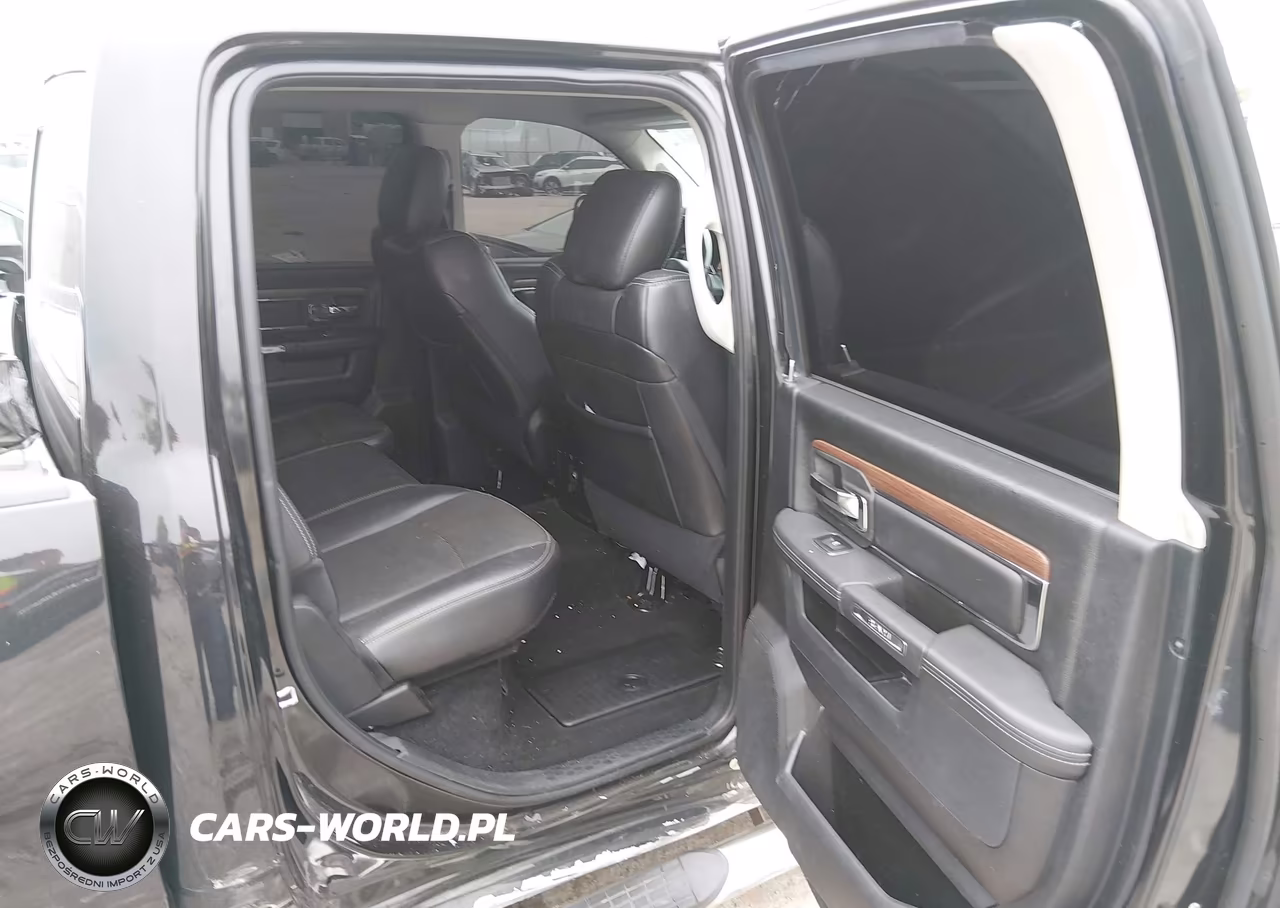 2016 Ram 1500 Laramie VIN:1C6RR7VM2GS372401 - 8