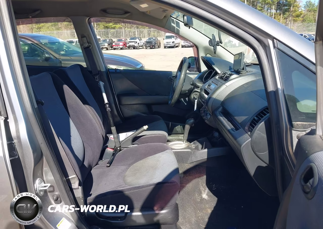 2007 Honda Fit VIN:JHMGD38457S015599 - 5