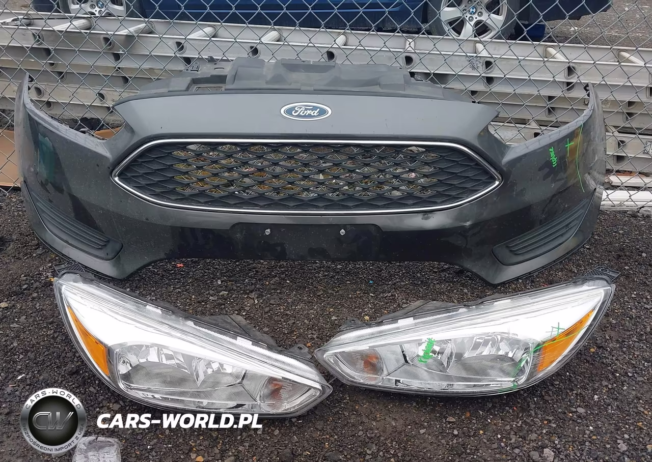 2018 Ford Focus S VIN:1FADP3E21JL304128 - 12