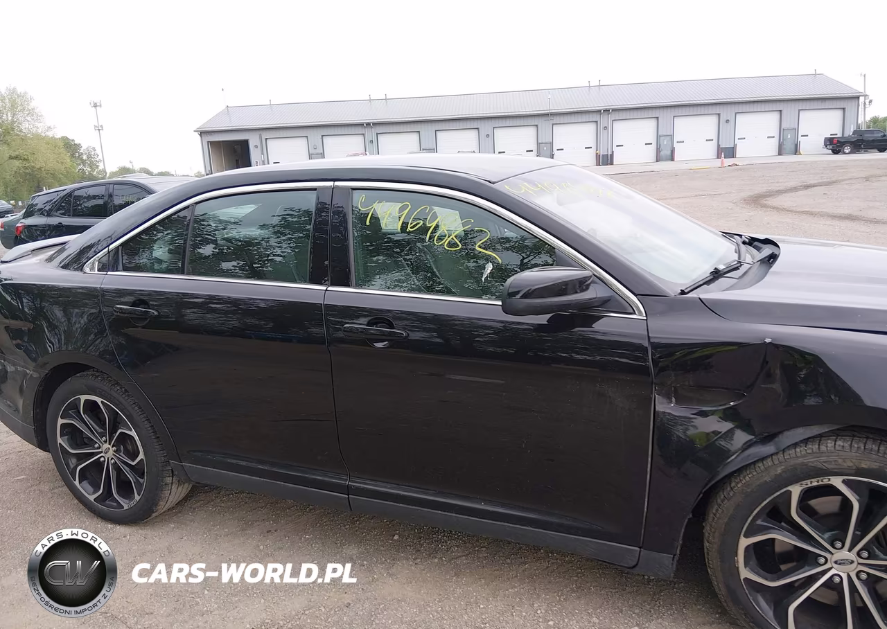 2017 Ford Taurus Sho VIN:1FAHP2KTXHG113853 - 13