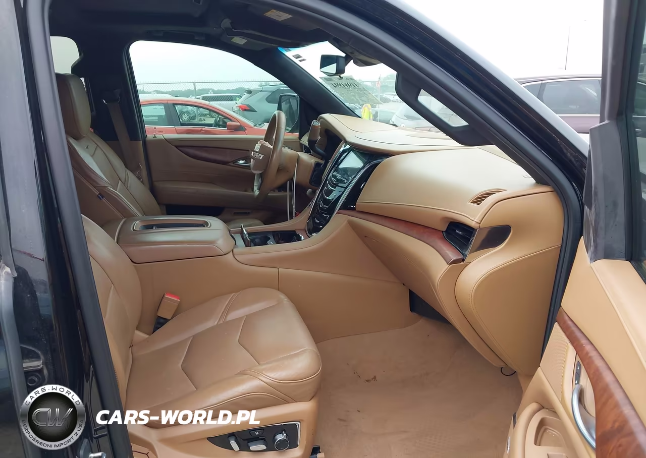2017 Cadillac Escalade Platinum VIN:1GYS3DKJ7HR120618 - 5