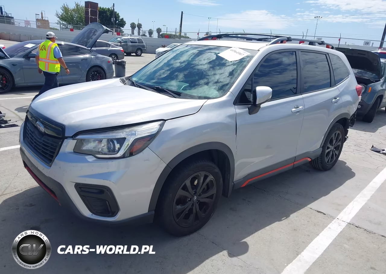 2019 Subaru Forester Sport VIN:JF2SKAKC3KH446584 - 2