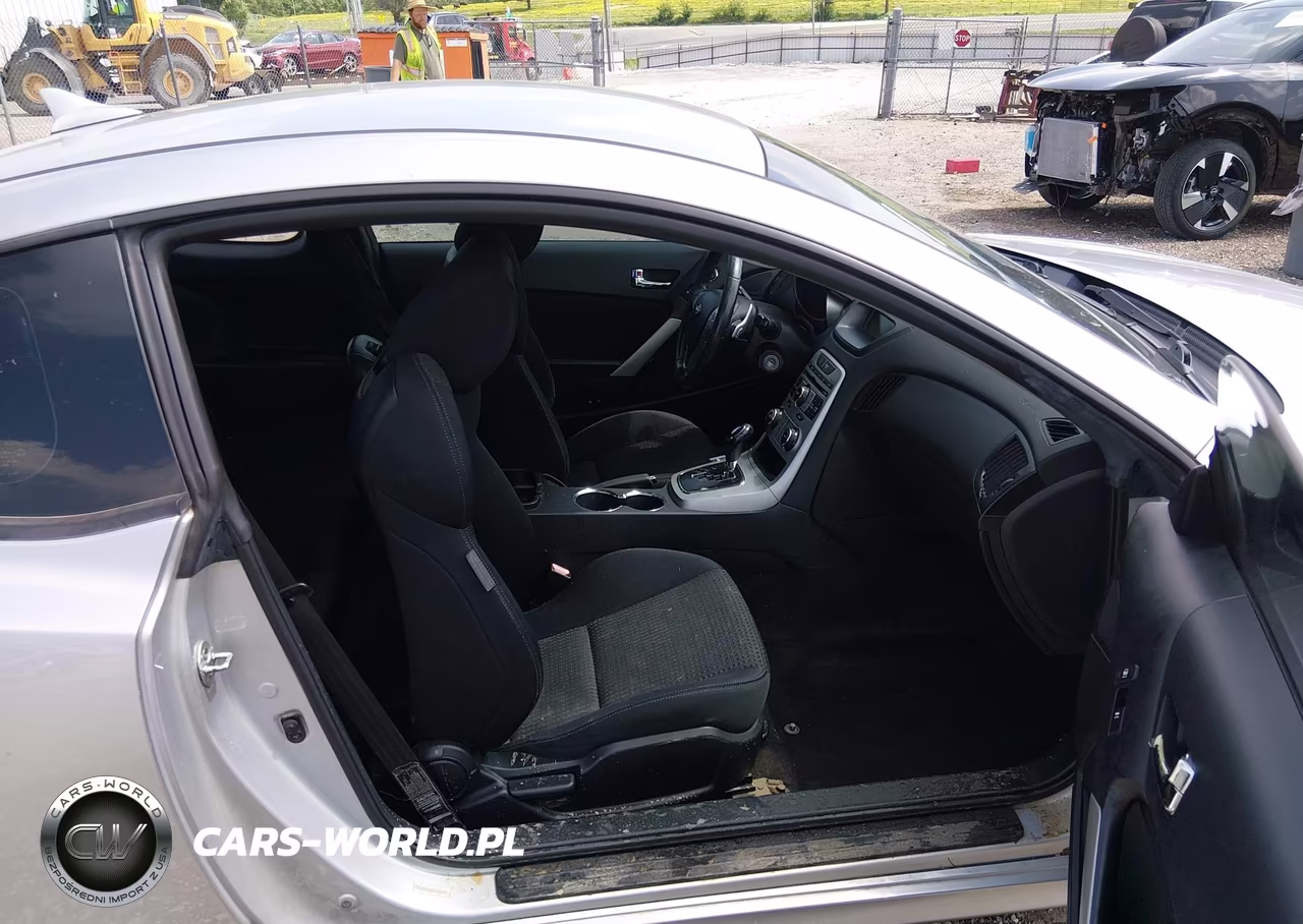 2010 Hyundai Genesis 2.0T VIN:KMHHT6KD1AU040655 - 5