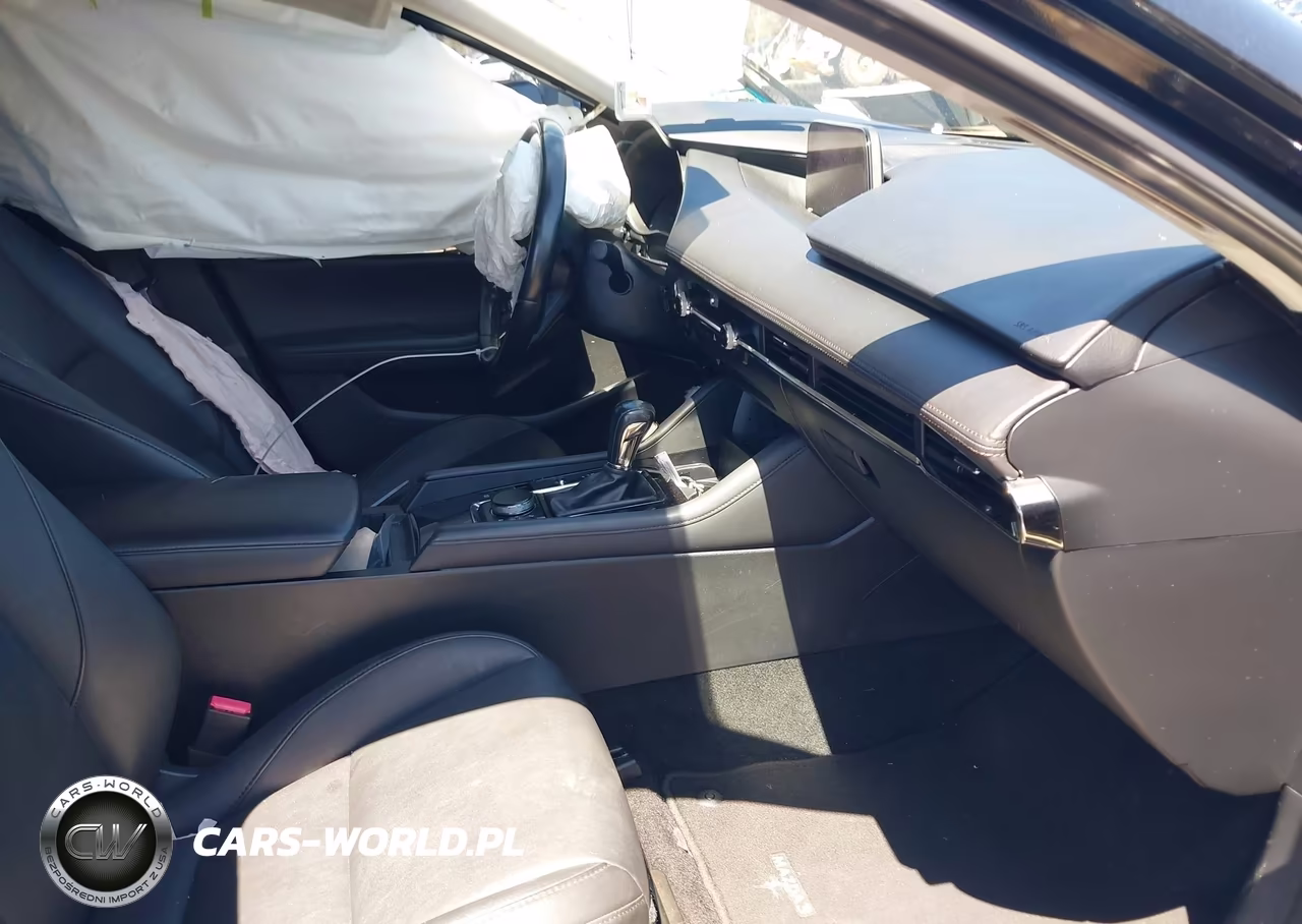 2019 Mazda Mazda3 Preferred Package VIN:3MZBPADL6KM113219 - 5