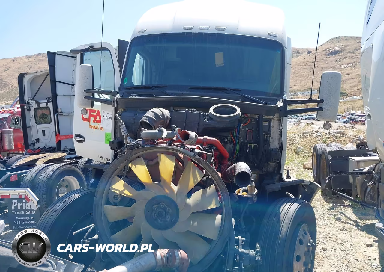 2018 Kenworth T680 VIN:1XKYD49X3JJ190312 - 16