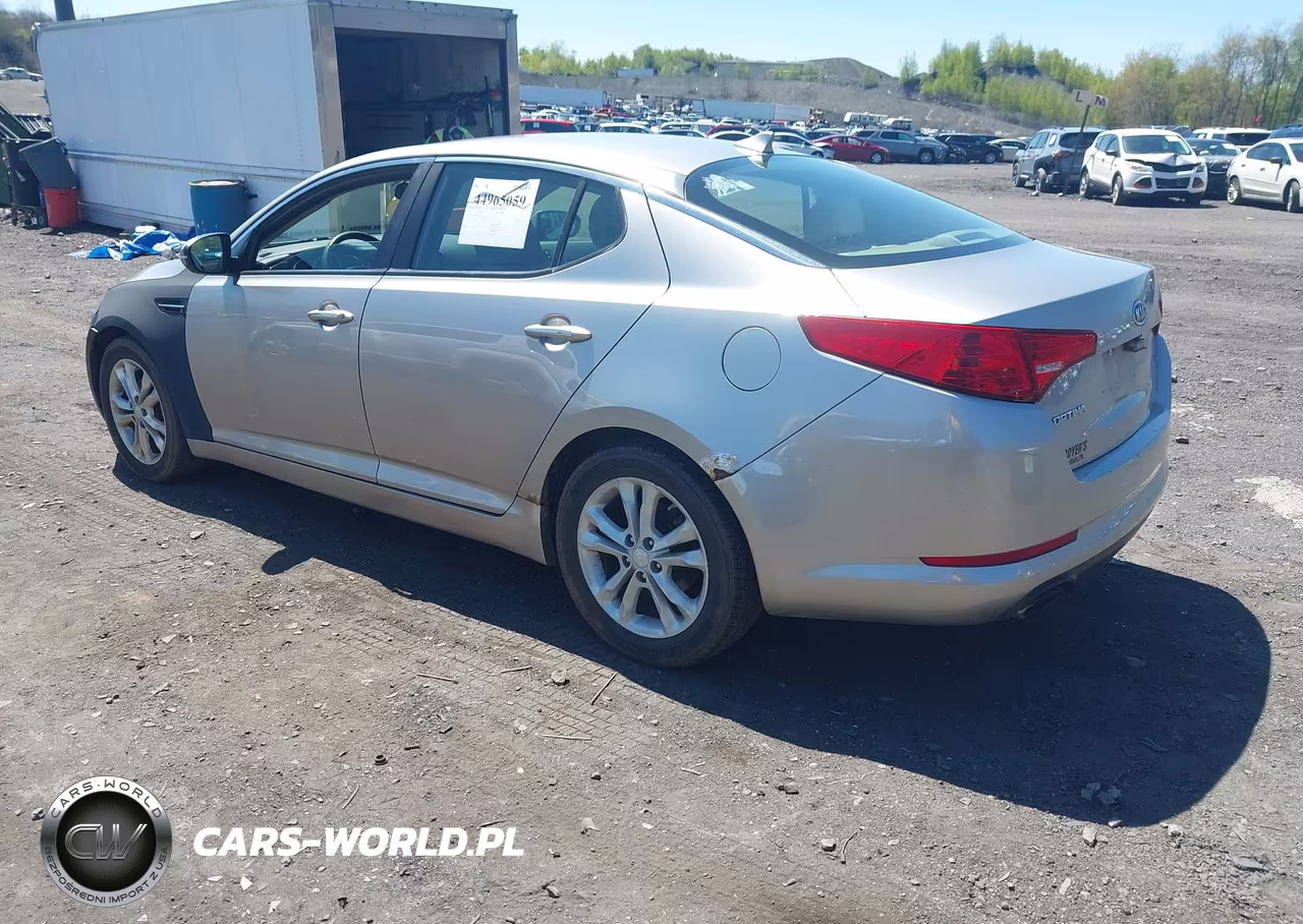 2012 Kia Optima Lx VIN:5XXGM4A78CG033000 - 3