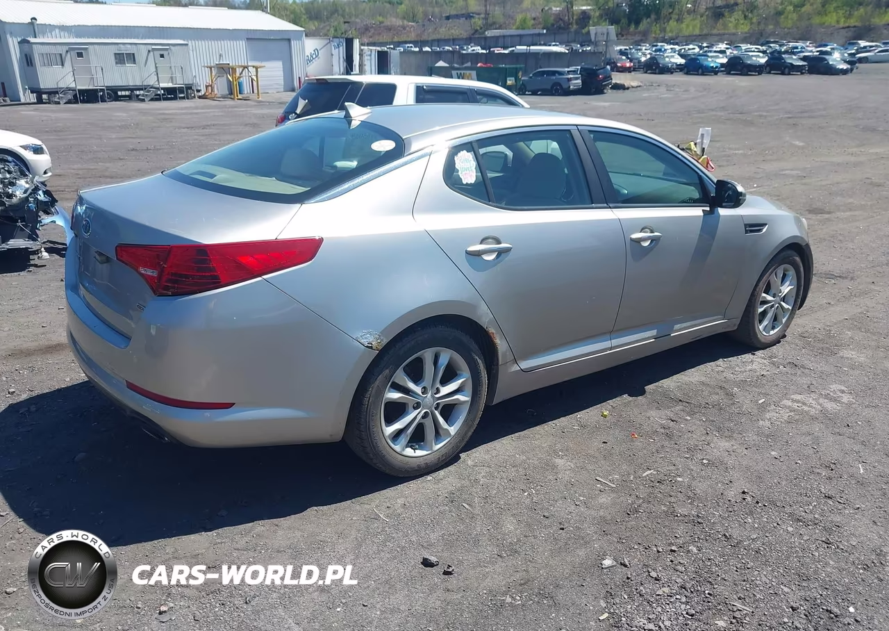 2012 Kia Optima Lx VIN:5XXGM4A78CG033000 - 4